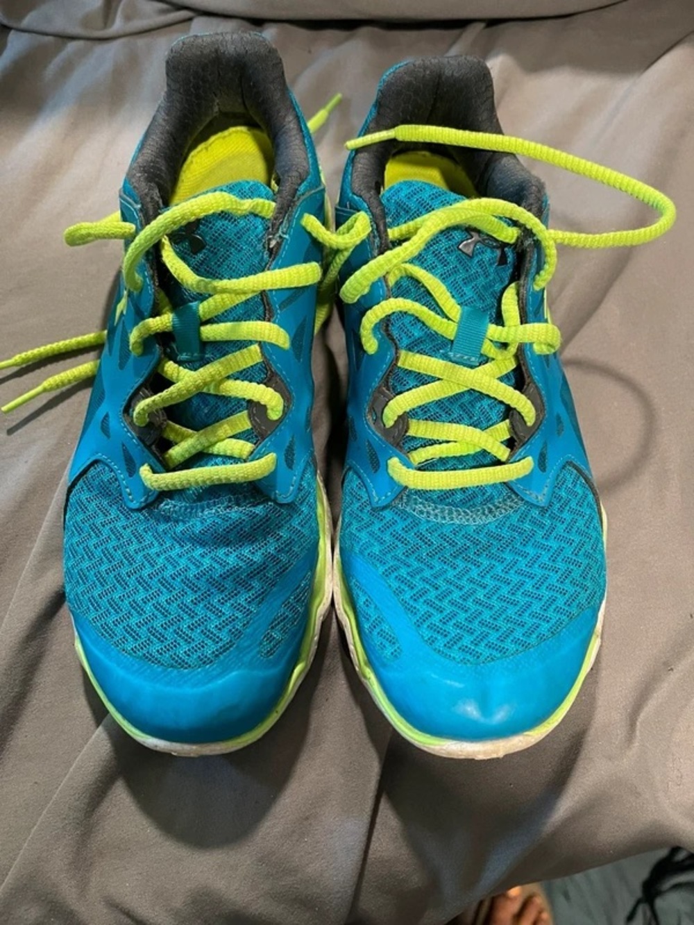 Under Armour Teal and Neon Yellow Athletic Running Shoes